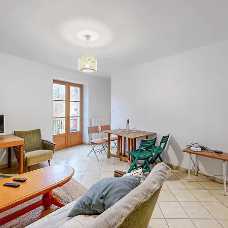 Stunning In Val De Louyre Et Caude With Wifi * Saint-Alvere