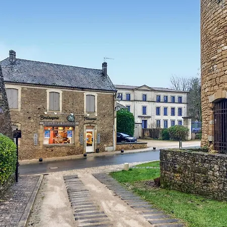 Stunning In Val De Louyre Et Caude With Wifi * Saint-Alvere