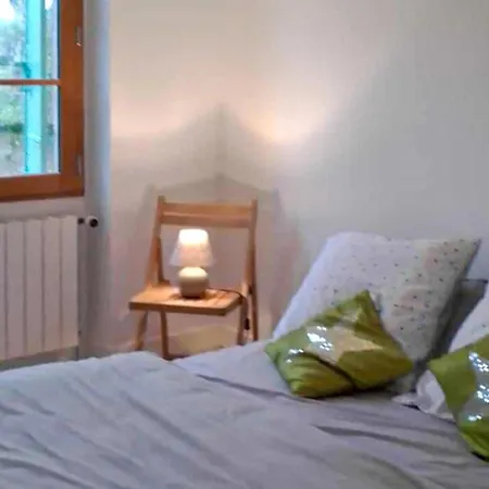 Holiday home Stunning In Val De Louyre Et Caude With Wifi Saint-Alvere